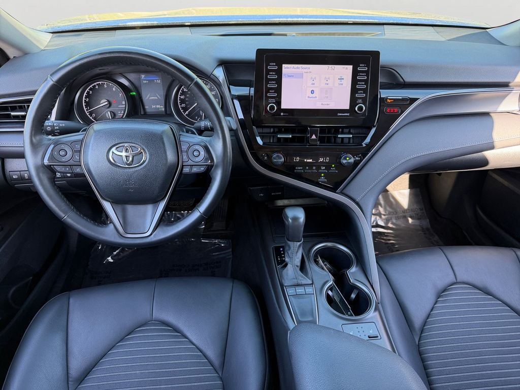 2024 Toyota Camry SE / One Owner