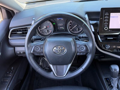2024 Toyota Camry SE / One Owner