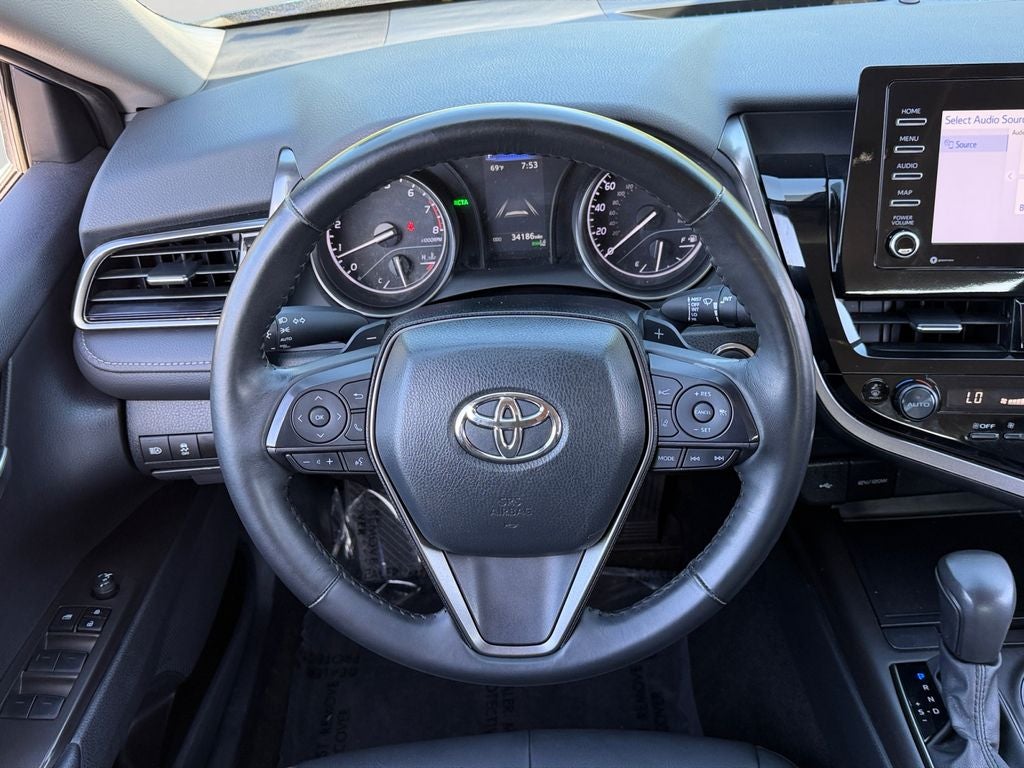 2024 Toyota Camry SE / One Owner