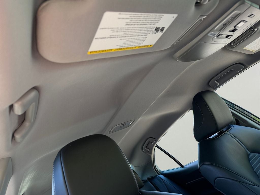 2024 Toyota Camry SE / One Owner
