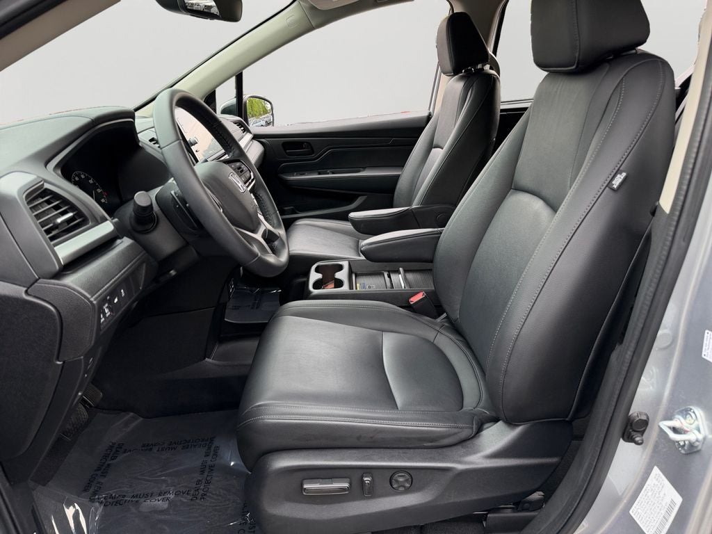 2025 Honda Odyssey EX-L / One Owner