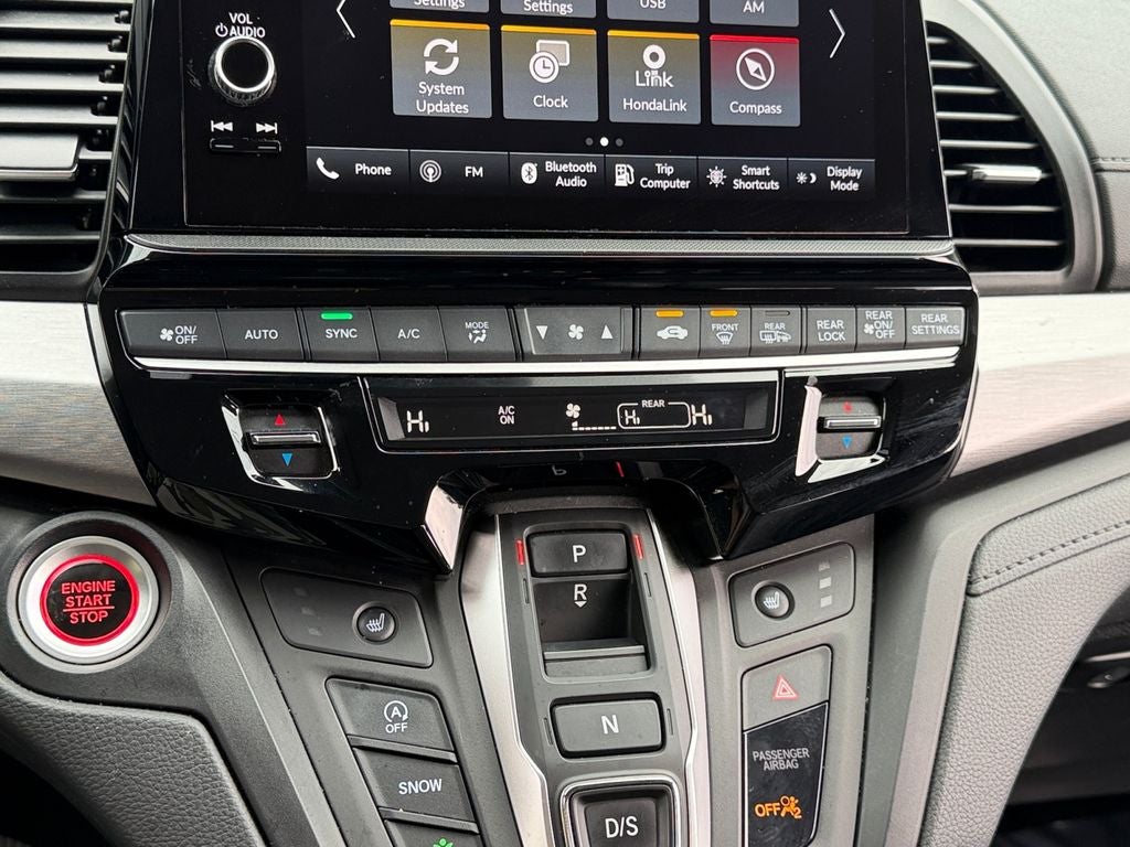 2025 Honda Odyssey EX-L / One Owner