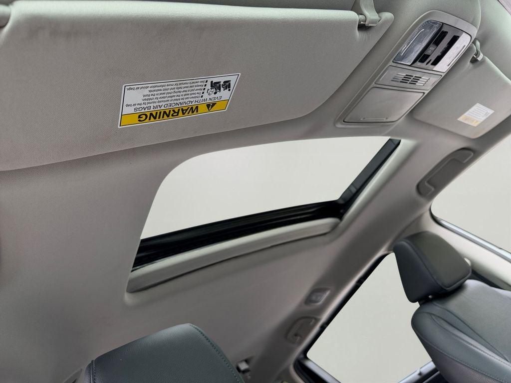 2025 Honda Odyssey EX-L / One Owner