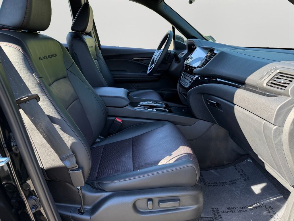 2025 Honda Ridgeline Black Edition / One Owner