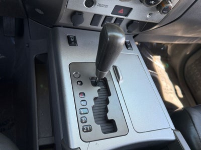 2006 Nissan Armada LE / 1 Owner / Low Miles