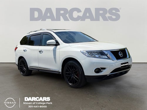 2016 Nissan Pathfinder Platinum / One Owner