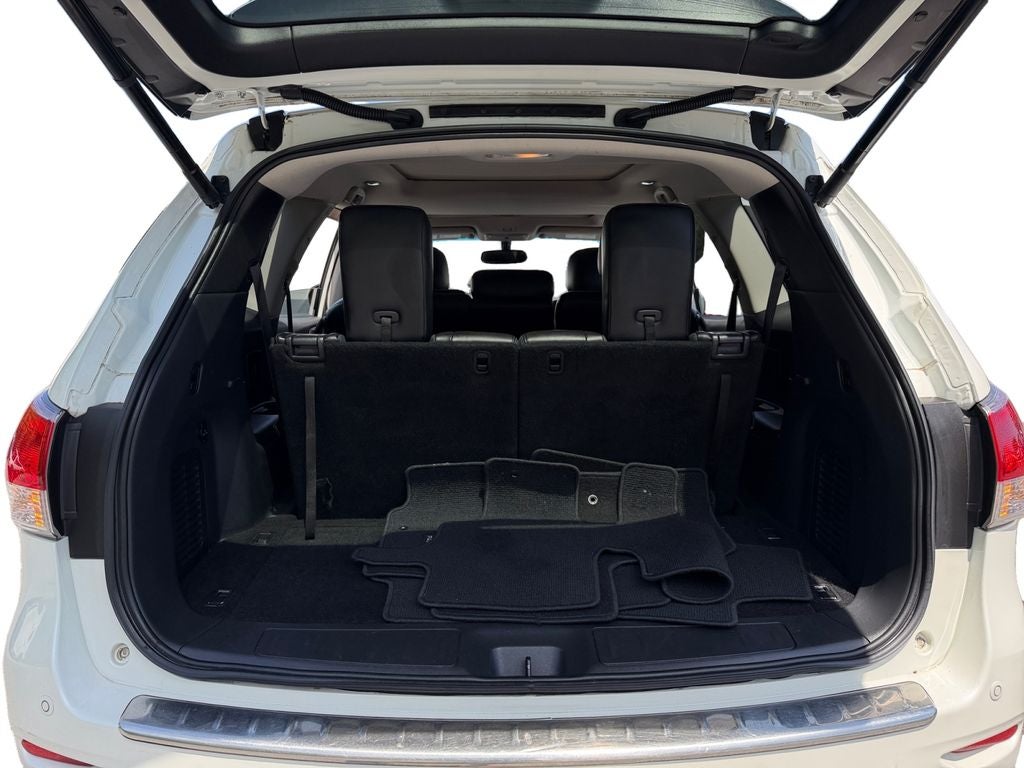 2016 Nissan Pathfinder Platinum / One Owner