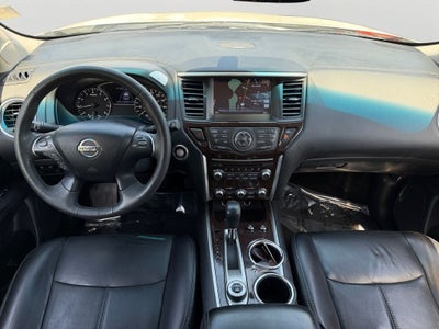 2016 Nissan Pathfinder Platinum / One Owner