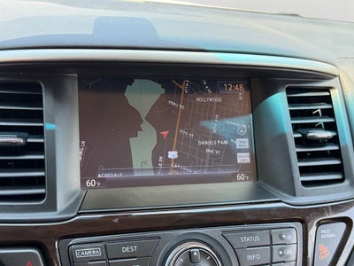 2016 Nissan Pathfinder Platinum / One Owner