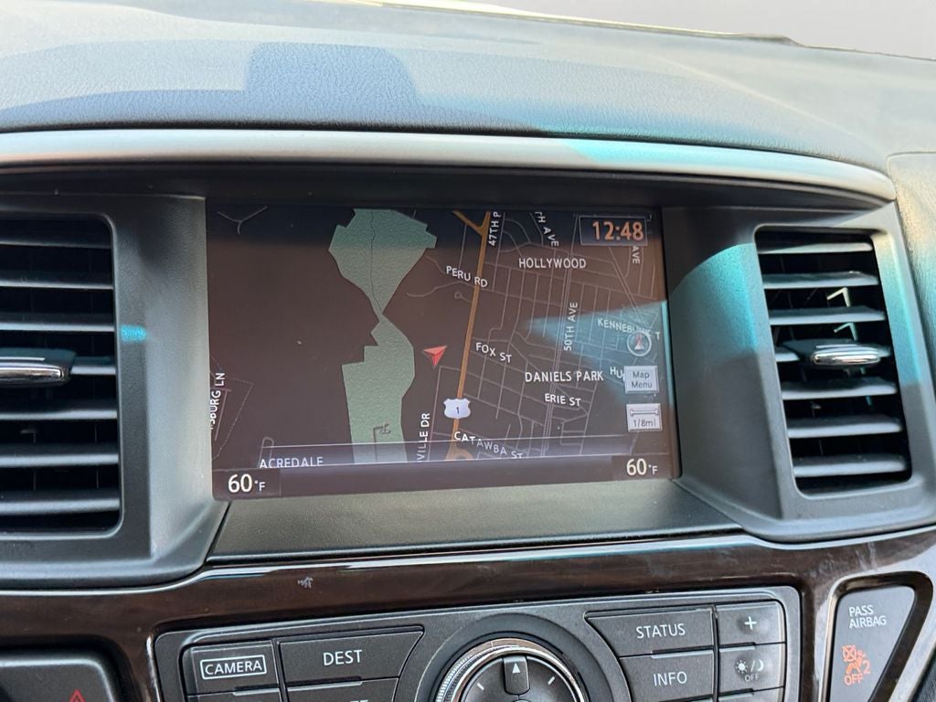 2016 Nissan Pathfinder Platinum / One Owner