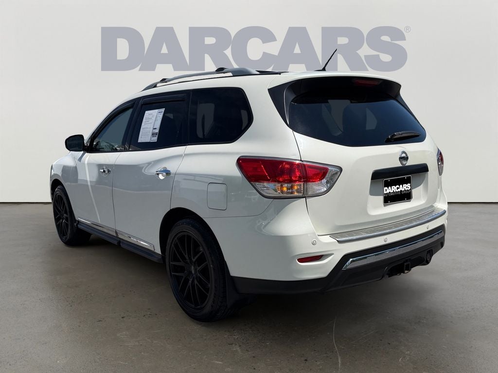 2016 Nissan Pathfinder Platinum / One Owner