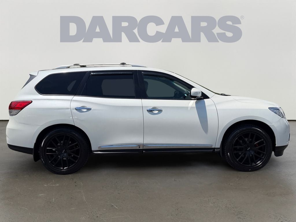 2016 Nissan Pathfinder Platinum / One Owner