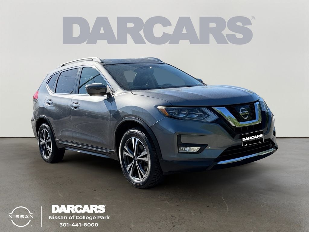 2017 Nissan Rogue SL / Premium Package / AWD