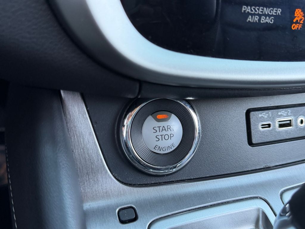 2023 Nissan Murano SV / One Owner / AWD