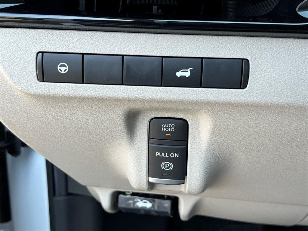 2025 Nissan Murano SV