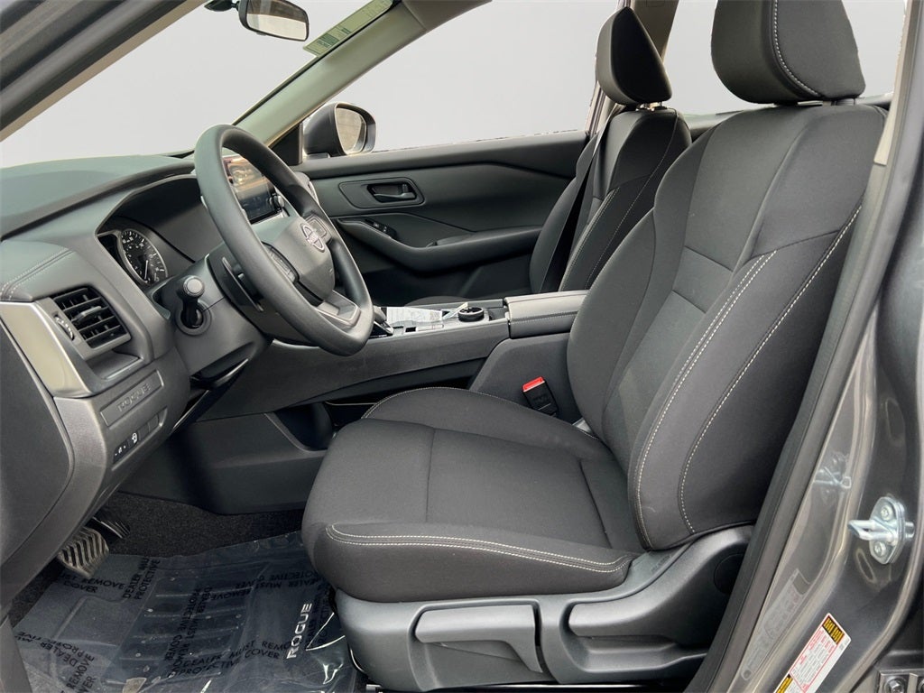 2026 Nissan Rogue S / One Owner / AWD / Splash Guards