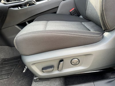 2026 Nissan Rogue SV / Cold Weather