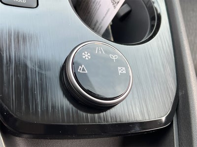 2026 Nissan Rogue SV / Cold Weather