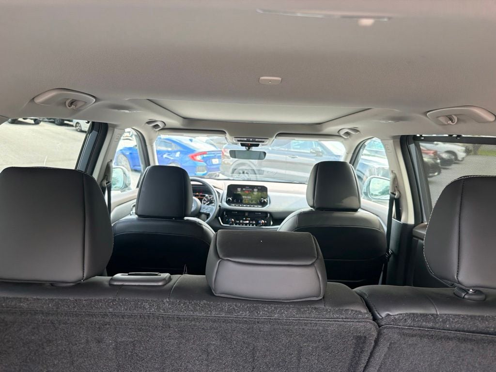 2023 Nissan Rogue SL
