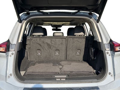 2024 Nissan Rogue SL / One Owner