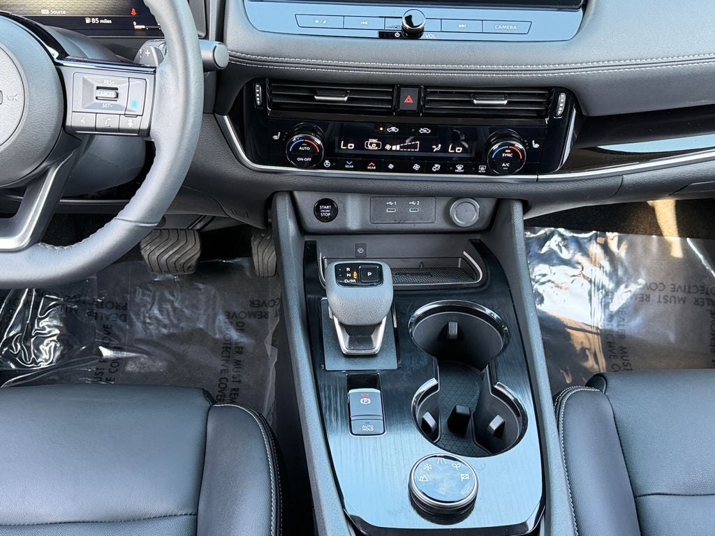 2024 Nissan Rogue SL / One Owner
