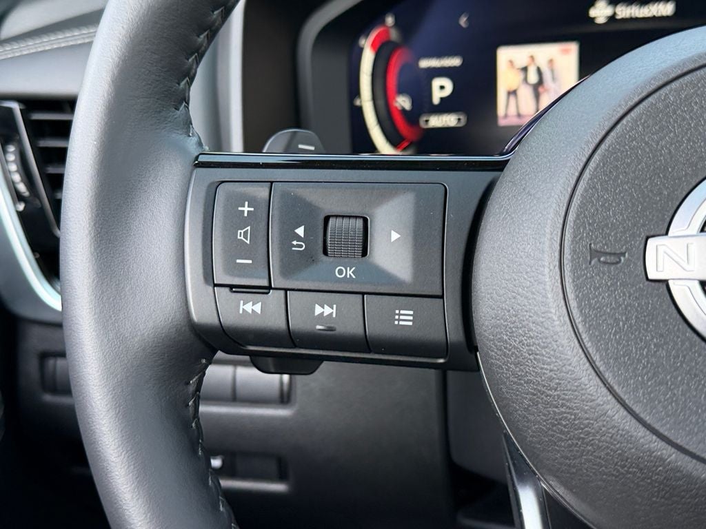 2024 Nissan Rogue SL / One Owner