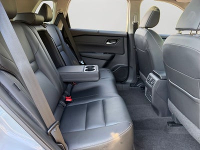 2024 Nissan Rogue SL / One Owner