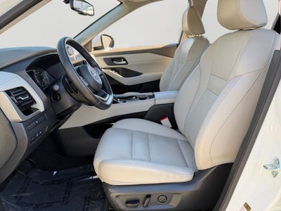 2023 Nissan Rogue SL / One Owner / Premium Package / AWD /