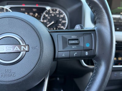 2023 Nissan Rogue SL / One Owner / Premium Package / AWD /
