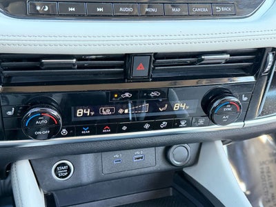 2023 Nissan Rogue SL / One Owner / Premium Package / AWD /