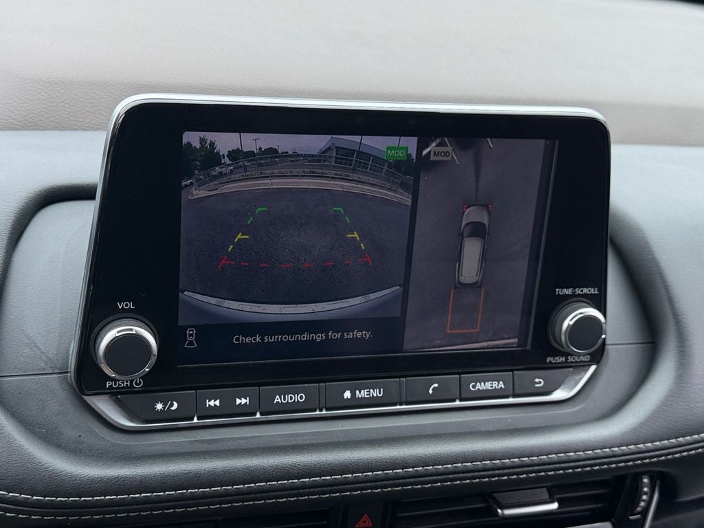 2022 Nissan Rogue SL