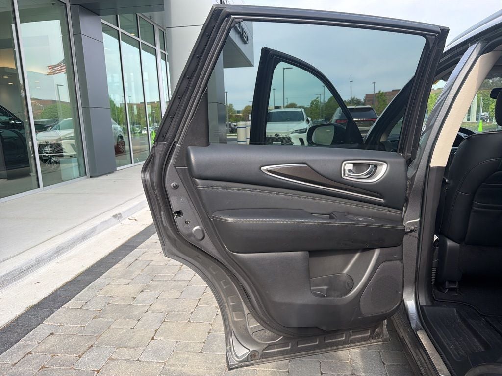 2020 INFINITI QX60 LUXE / ESSENTIAL PACKAGE / NAV.