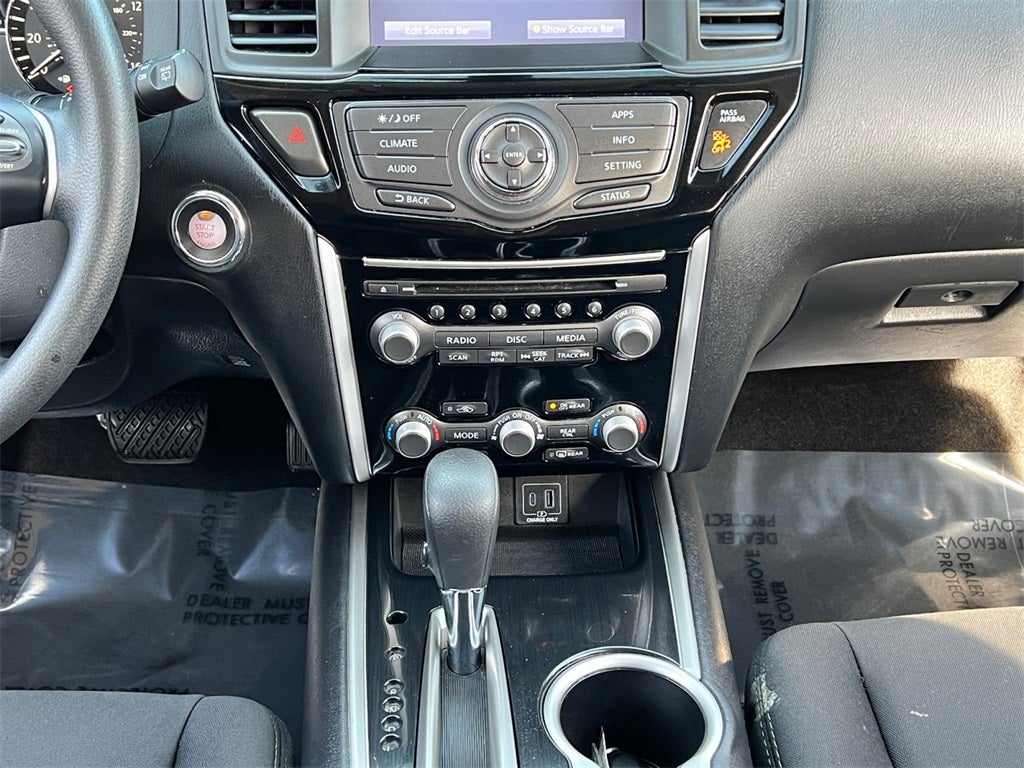 2019 Nissan Pathfinder S