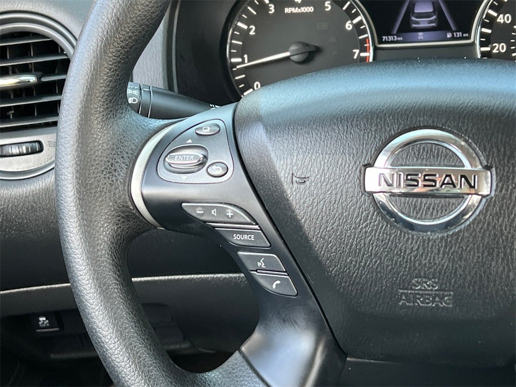 2019 Nissan Pathfinder S