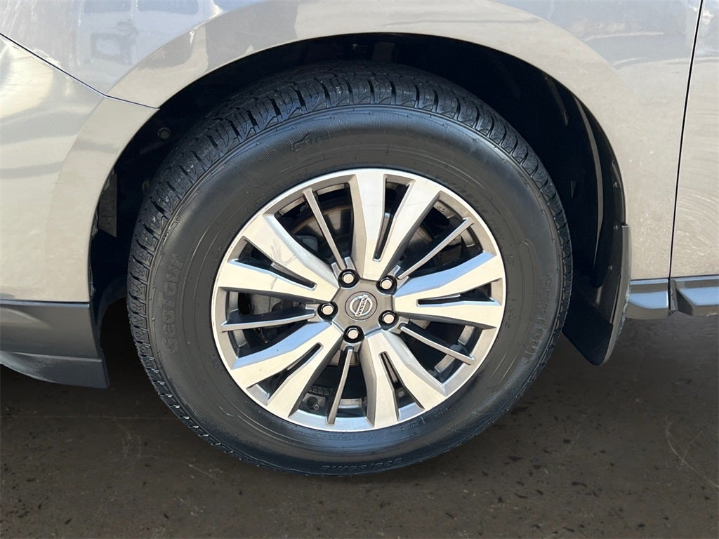 2019 Nissan Pathfinder S