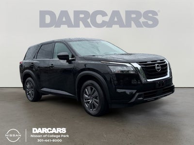 2025 Nissan Pathfinder S / One Owner