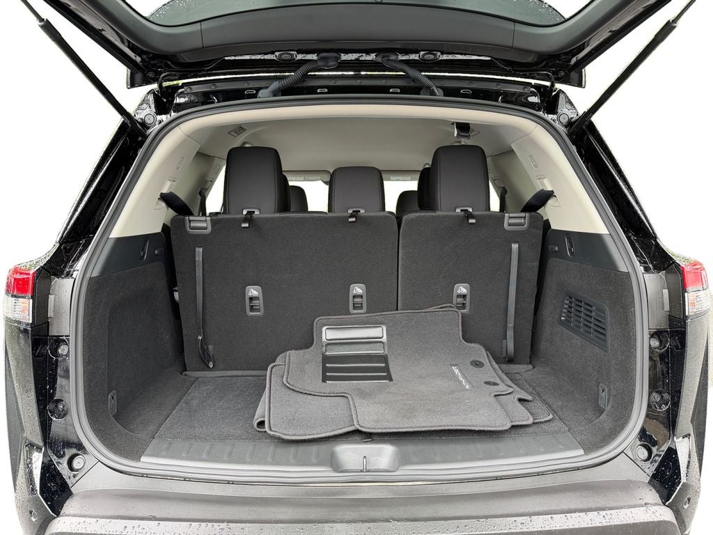 2025 Nissan Pathfinder S / One Owner