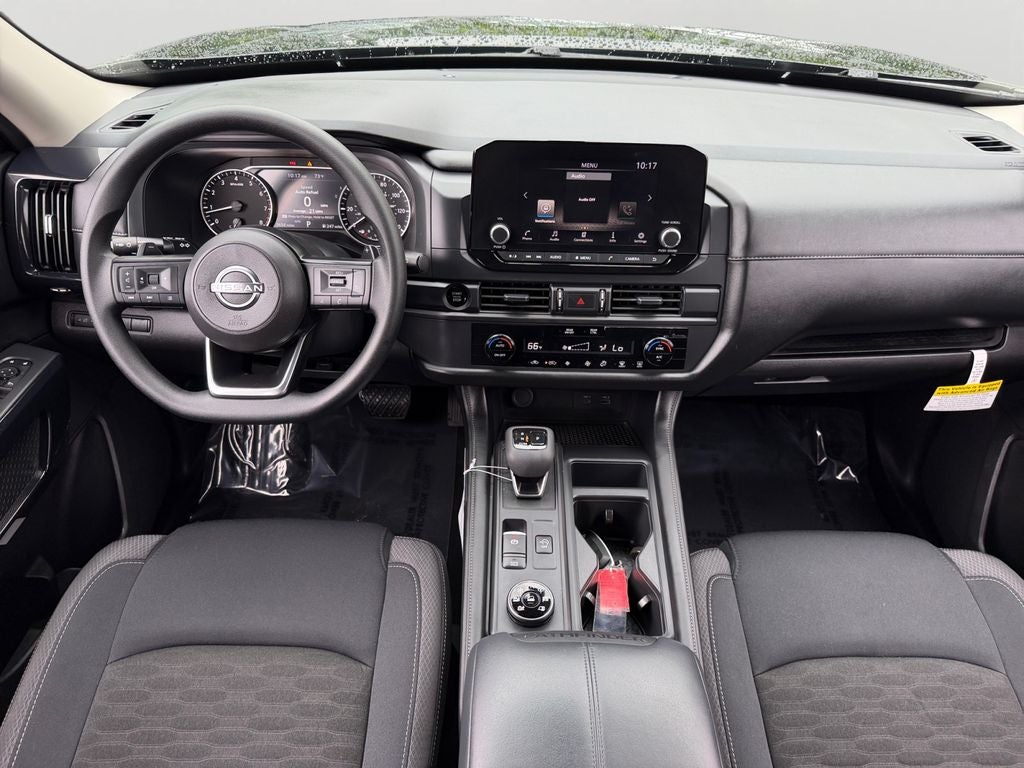 2025 Nissan Pathfinder S / One Owner
