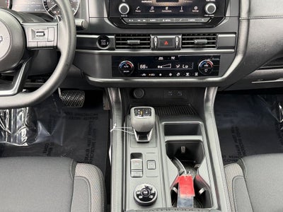 2025 Nissan Pathfinder S / One Owner