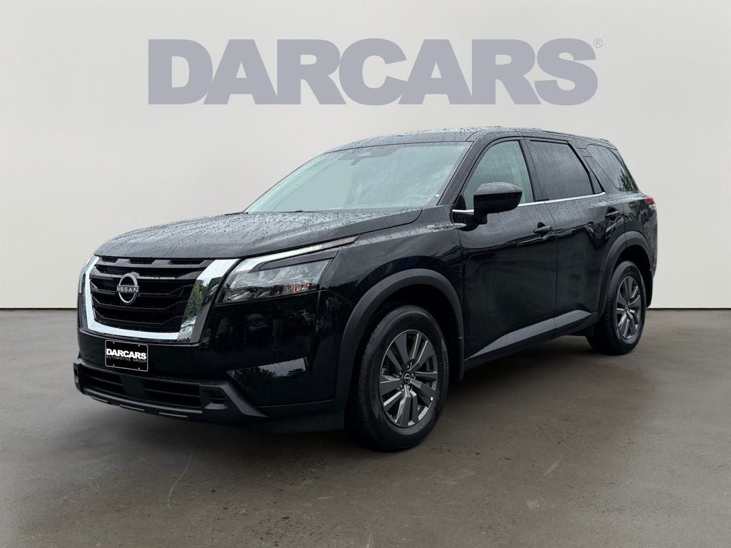 2025 Nissan Pathfinder S / One Owner