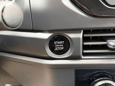 2025 Nissan Pathfinder S / One Owner