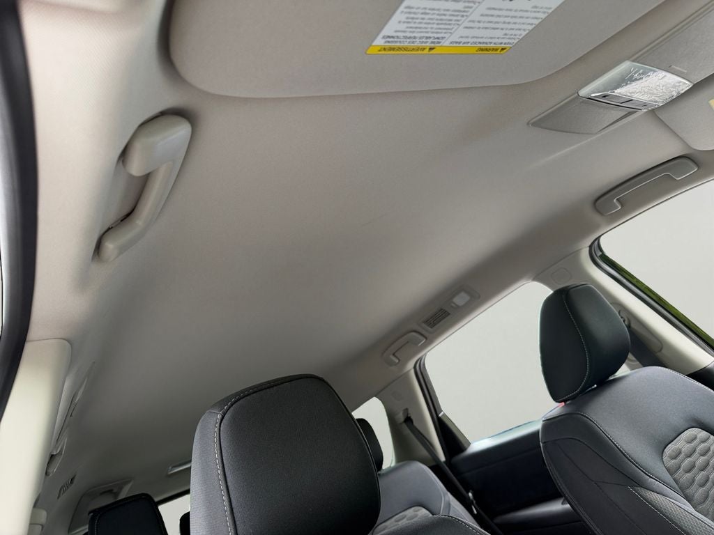 2025 Nissan Pathfinder S / One Owner
