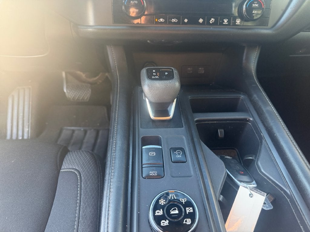 2024 Nissan Pathfinder S