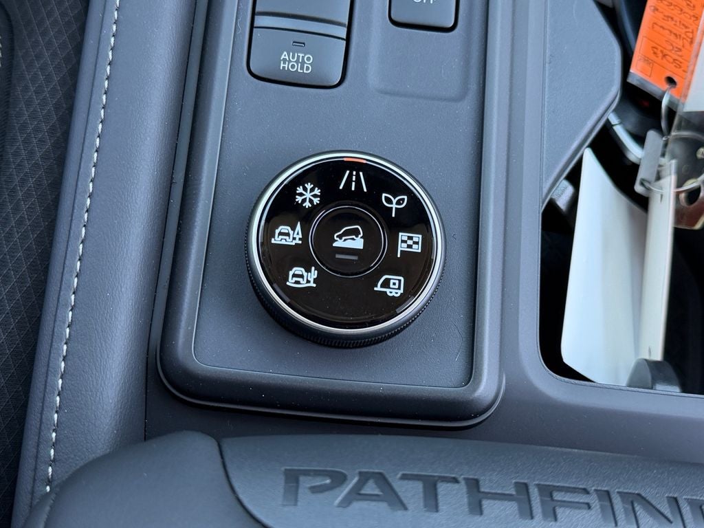 2026 Nissan Pathfinder S