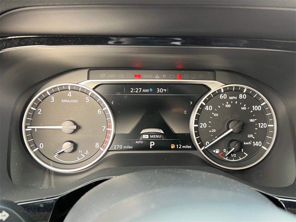 2025 Nissan Pathfinder SV