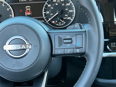 2025 Nissan Pathfinder SV / Premium Package