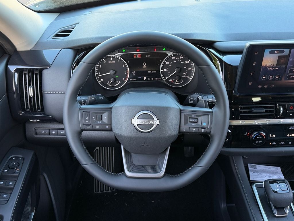 2026 Nissan Pathfinder SV