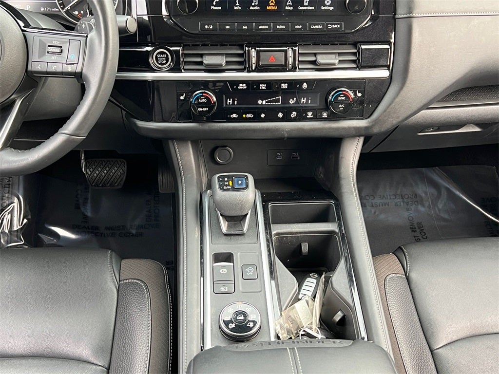 2022 Nissan Pathfinder SL SL Black Package / Cargo Package / Lighting Packag