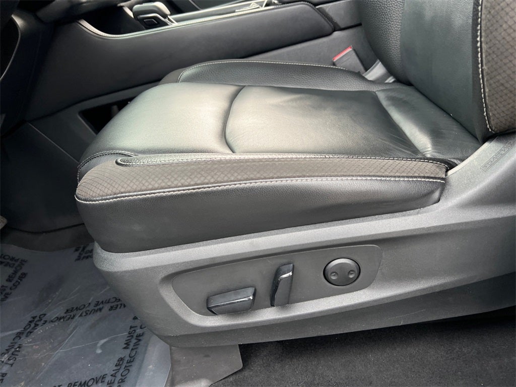 2022 Nissan Pathfinder SL SL Black Package / Cargo Package / Lighting Packag