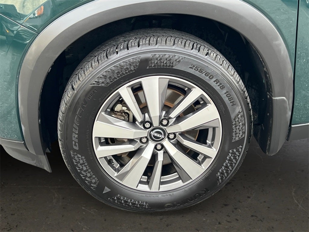 2022 Nissan Pathfinder SL SL Black Package / Cargo Package / Lighting Packag